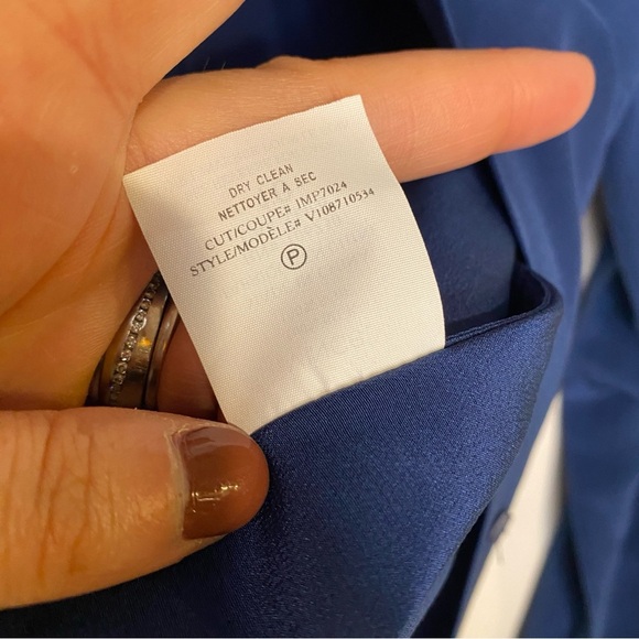 Vince Blue Silk Oversized Pocket Blouse Button Front Shirt Size 10 - Picture 12 of 12